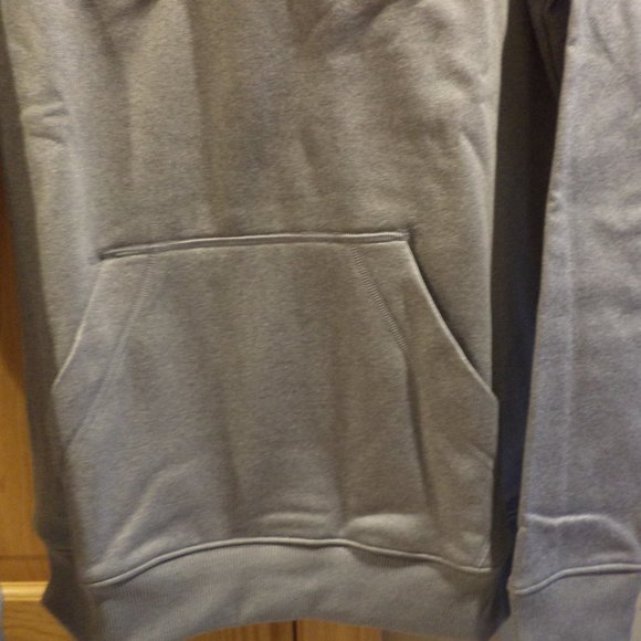 UNDER ARMOUR UA GREY HOODIE ~ 100% Polyester ~ Size: Large New without Tags - Picture 8 of 14